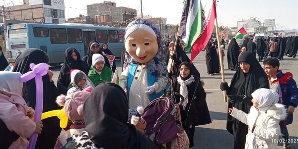 تجمع مردم غیور، انقلابی و ولایتمدار اسلامشهر در جشن ۴۶ سالگی انقلاب اسلامی