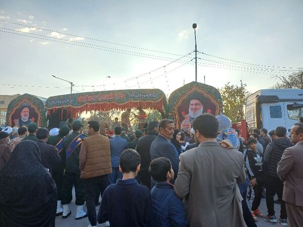 استقبال پرشور مردم از شهدای گمنام در شهرستان شیروان