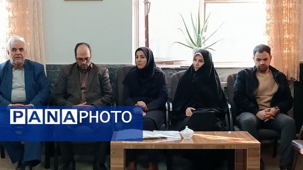 نمایشگاه درون‌مدرسه‌ای دست‌سازه‌های دانش‌آموزی مدارس با نیازهای ویژه