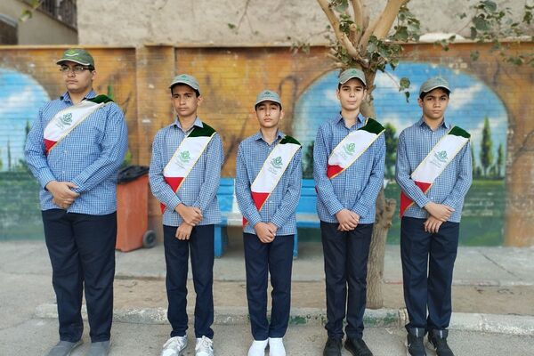 جشن عاطفه ها در مدرسه پسرانه فرنو،روزی پر از مهربانی و همدلی
