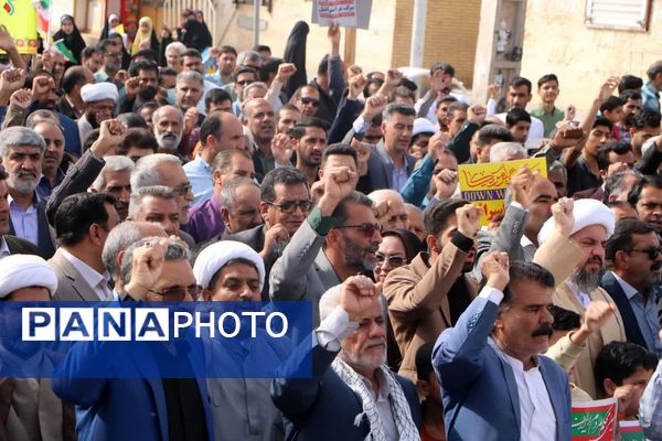 خلق حماسه‌ای دیگر از حضور مردم فهرج در راهپیمایی ۲۲ بهمن