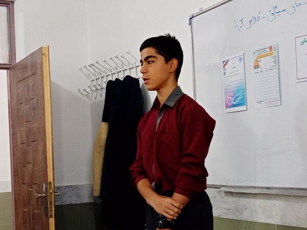 انتخابات همیار مشاور دبیرستان میثاق 