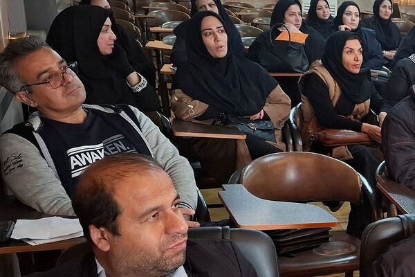 برگزاری کارگاه ویژه متصدیان پایگاه تغذیه سالم ناحیه یک شهرری