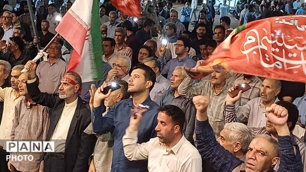 تداوم حضورحماسی مردم وفرهنگیان شهرستان کوهدشت در اجتماعات شبانه