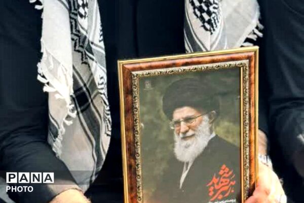 وقتی ایران، آسمان را به آغوش کشید
