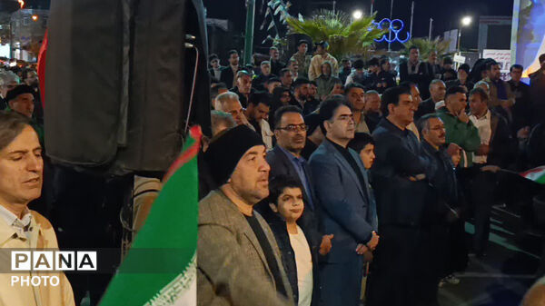 مردم کوهدشت با وحدت و همدلی، شب ۳۵ را برگزار کردند