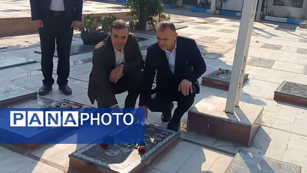 تجدید میثاق مدیران مازندران با شهدا در هفته دولت