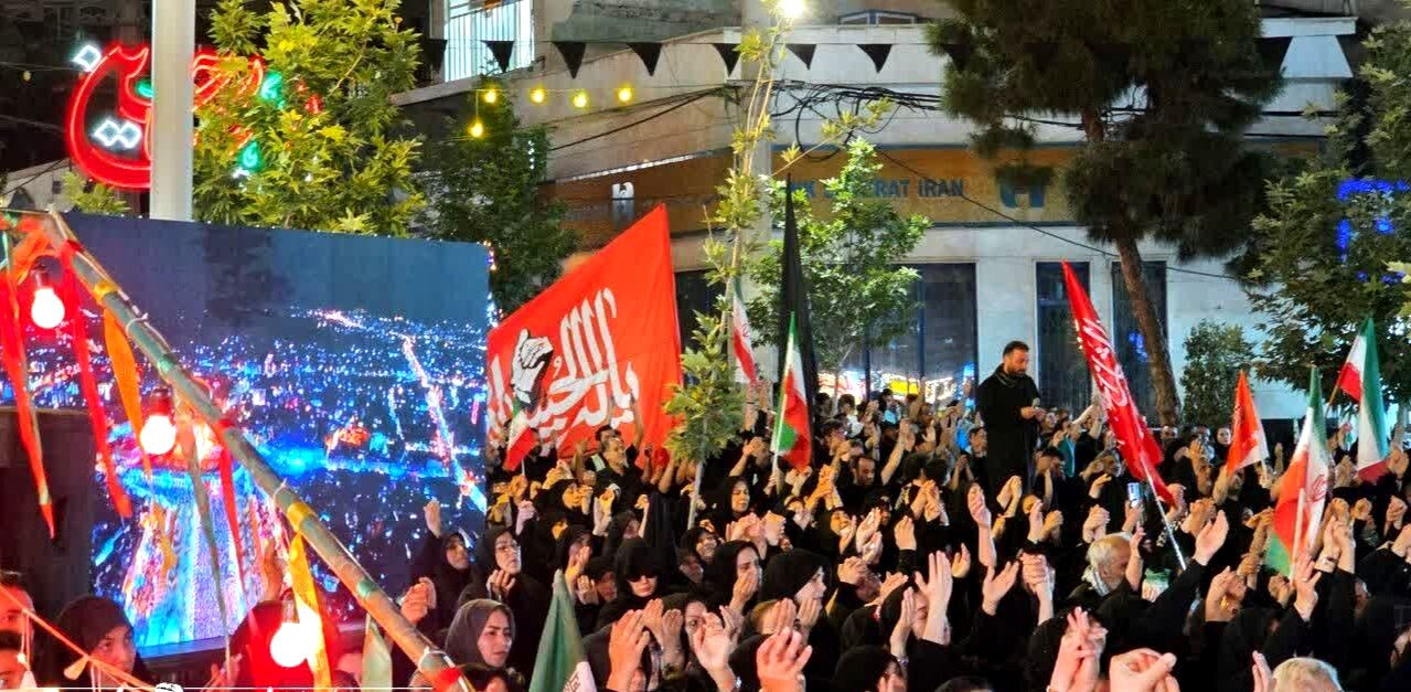 ایستادگی و وفاداری کربلایی مردم رجایی شهر کرج در یکصدو هفدهمین شب از تجمعات