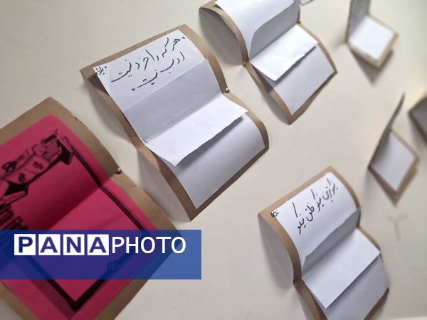 بازسازی کتابخانه مدرسه حضرت خدیجه کبری به‌مناسبت هفته کتاب و کتابخوانی برای ارتقا سطح علمی دانش‌آموزان