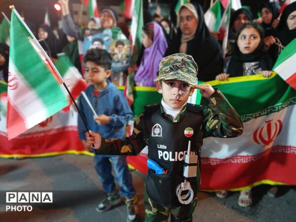 خیزش فاخر فرهنگیان و دانش آموزان کردکوی