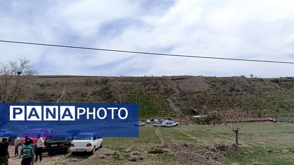 سیزده بدر باستانی در روستای زیارتی و سیاحتی سوقند 