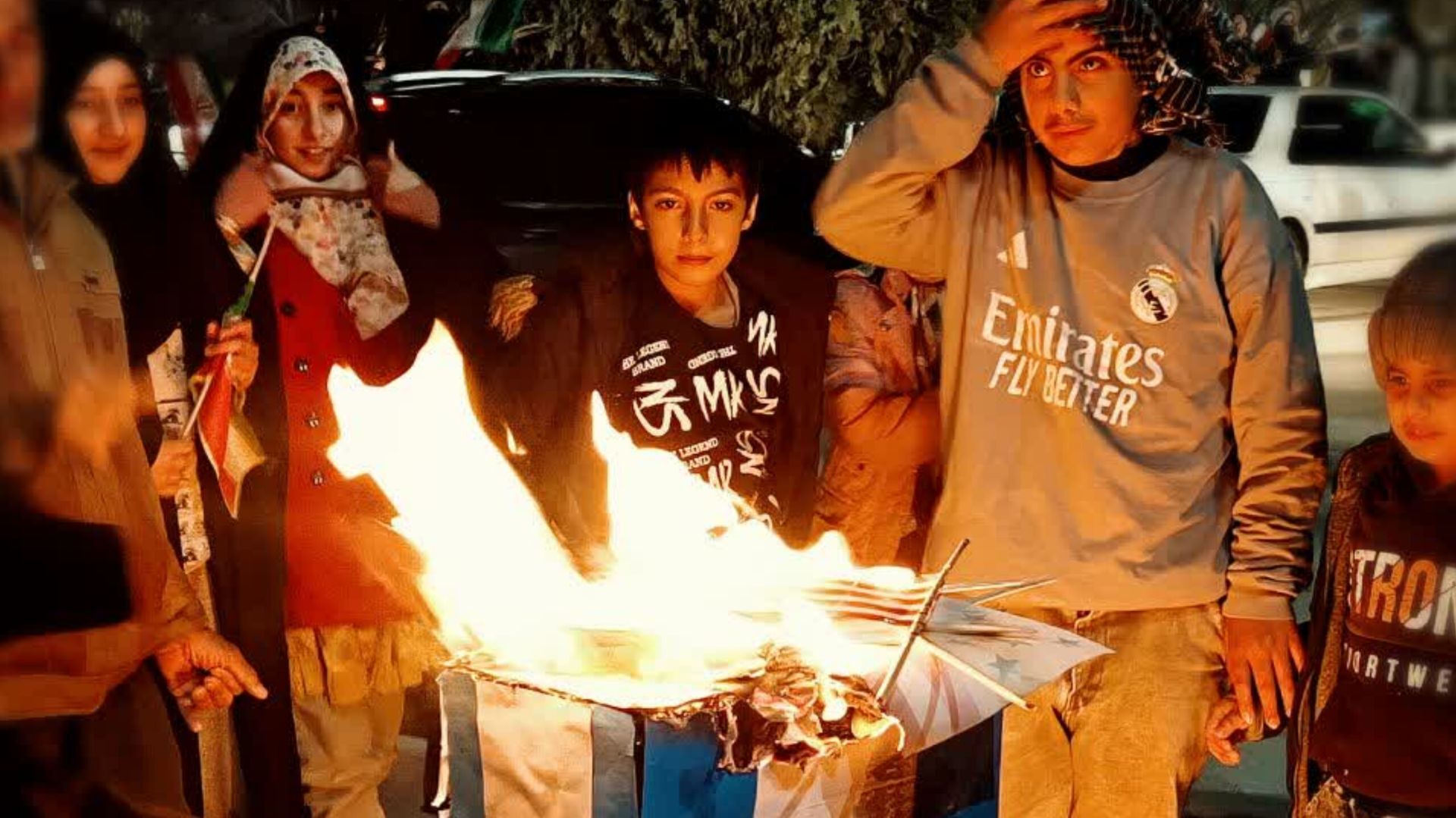 چهارشنبه سوزی دشمن در بروجن