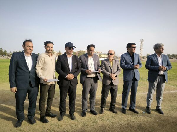 دیدار دوستانه پیشکسوتان تیم‌های ملی پرسپولیس و استقلال تهران با پیشکسوتان فوتبال گناباد و بجستان