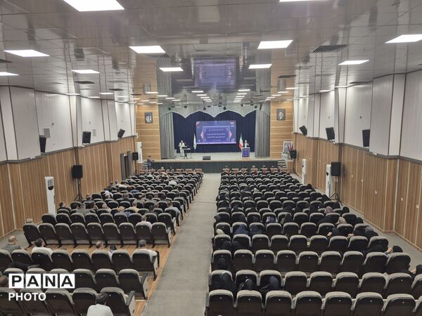 گردهمایی مدیران منطقه ۱۵ تهران