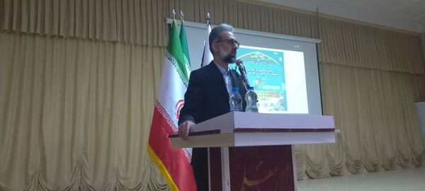 آیین تجلیل از نخبگان قرآنی و فرهنگی و هنری آموزش و پرورش مرند