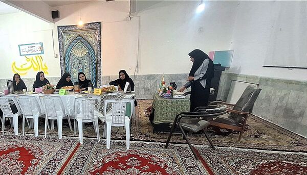 اولین جلسه شورای دبیران در دبیرستان فیاض