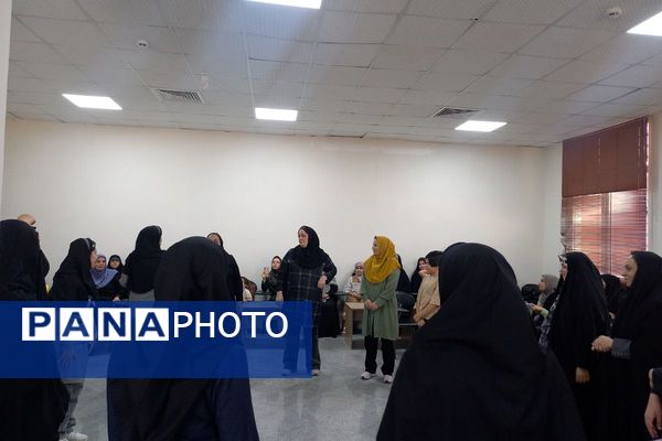 کارگاه آموزشی بازی هدفمند؛ ارتقای مهارت مربیان کودکستان‌های شهریار با ابزارهای نوین