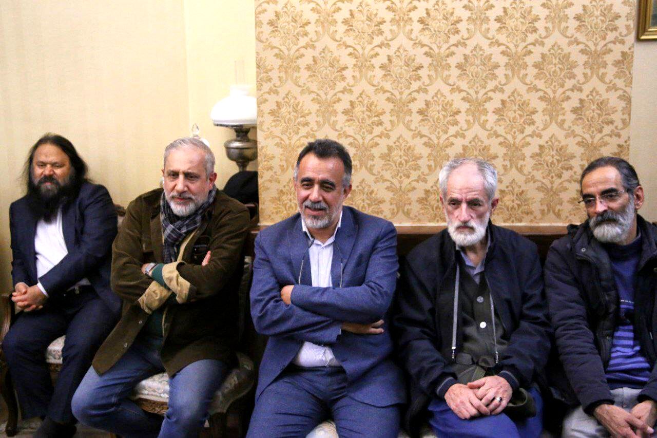 دیدار پایان سال مدیرکل هنرهای نمایشی با یک بازیگر پیشکسوت تئاتر