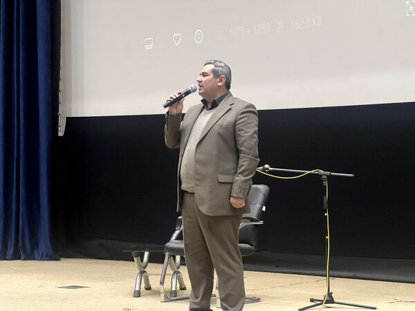 جشن بزرگ انقلاب در هشتگرد 
