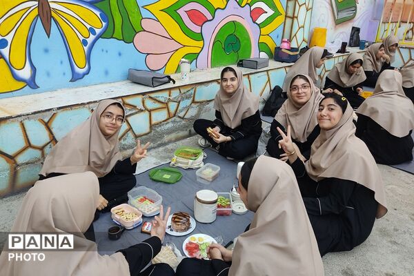 از سفره سلامت تا عطر ارادت؛ جشن مهربانی در مدرسه رضوان‌نو