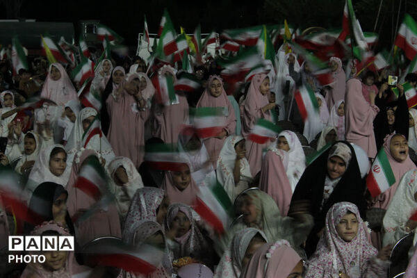 جشن ۲ هزار نفری تکلیف دختران یزد