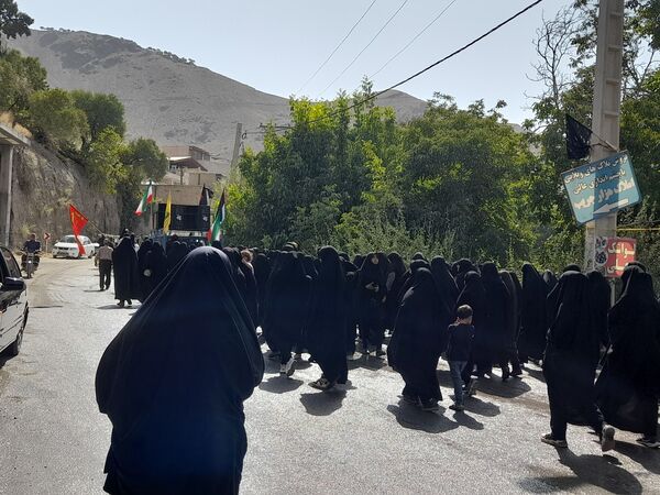 حضور حماسی مردم روستای مارکده در همایش جاماندگان اربعین حسینی