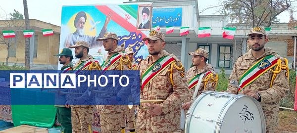 اجتماع مردم بصیر و انقلابی نیشابور در آغاز دهه فجر