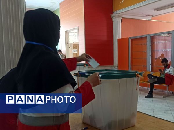 برگزاری مجمع عمومی و ششمین دوره انتخابات مجتمع جمعیت هلال احمر شهرستان کاشمر 