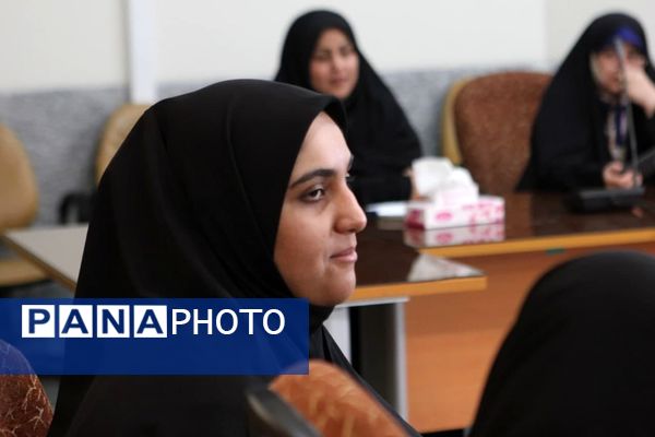 تجلیل از دانش‌آموز خبرنگاران پانا کاشان