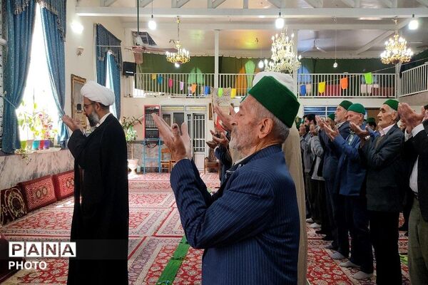 اقامه نماز عبادی سیاسی جمعه اردیبهشت ماه در شهر بار نیشابور