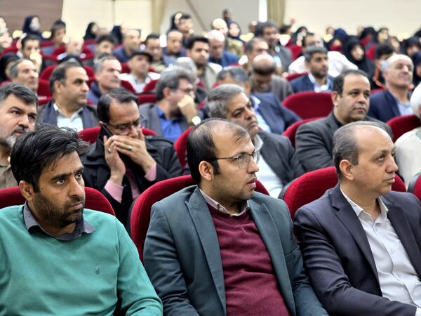 آیین تکریم و معارفه مدیر آموزش و پرورش ناحیه۴ استان اصفهان