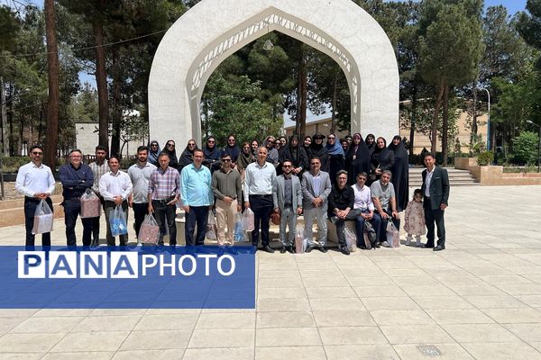 مراسم تجلیل از مشاوران مدارس ملارد در اردوگاه شهید محمد منتظری