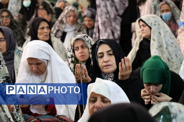 حضور پرشور مردم پاکدشت در نماز عید فطر