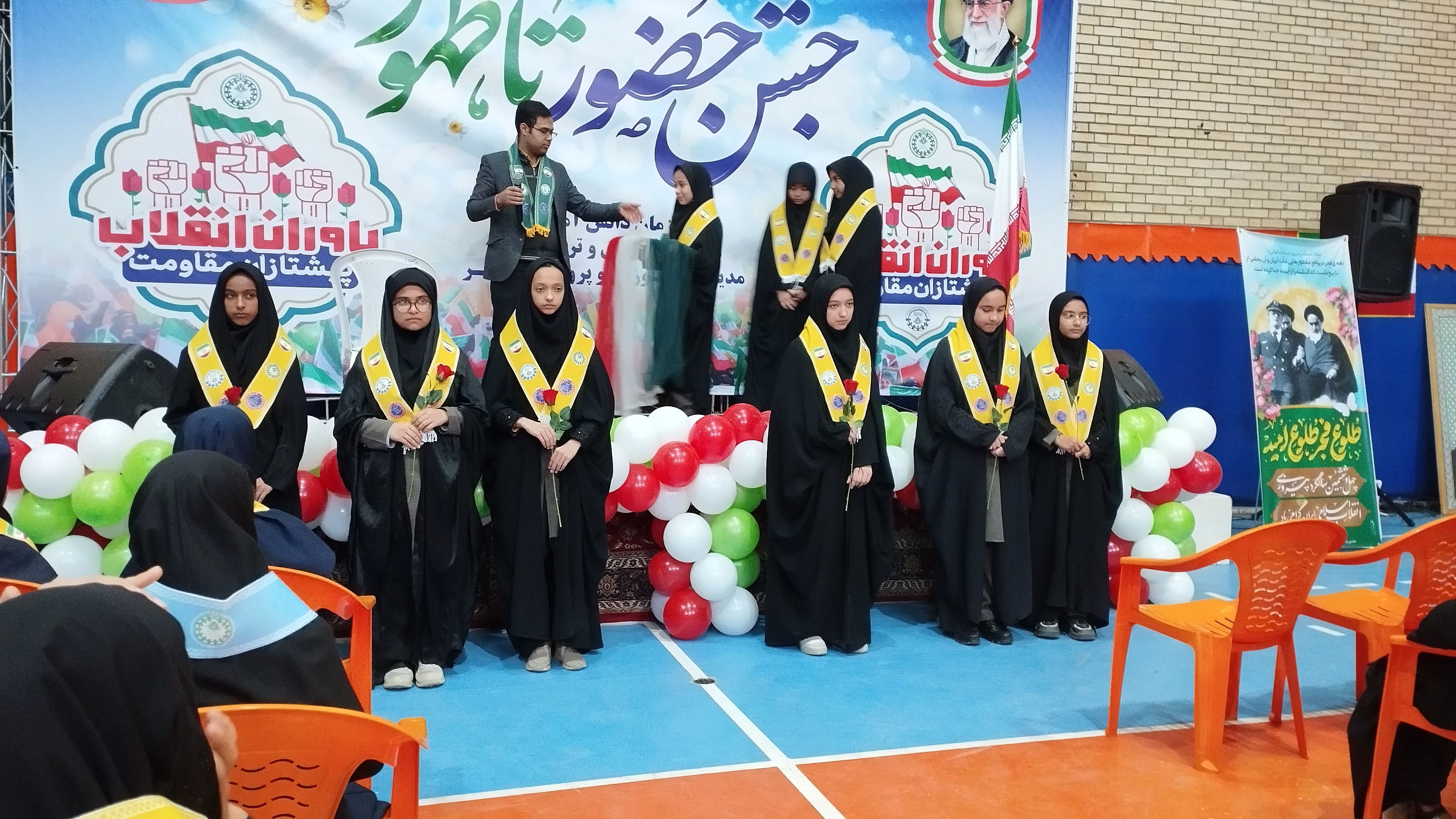 همایش یاوران انقلاب در شهرستان کاشمر 