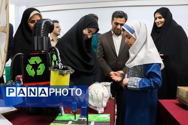 افتتاح نمایشگاه آثار برتر طرح جابربن حیان در استان زنجان