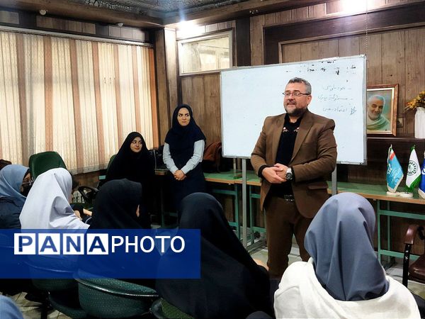 اردوی تمشک فرصتی برای رشد و شکوفایی استعدادهای دانش آموزان