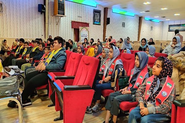 کلاس آموزشی خبرنگاری در کانون مهر تابان نیشابور