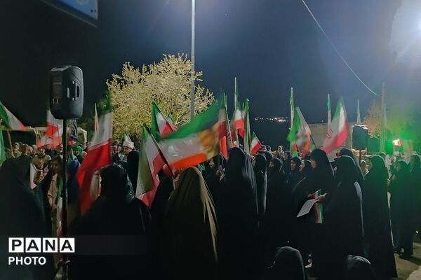 هم صدایی مردم شهر بار در حمایت از آرمان ها 