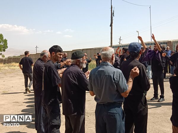 آیین عزاداری آخر ماه صفر با حضور مردم مؤمن روستای آورزمان