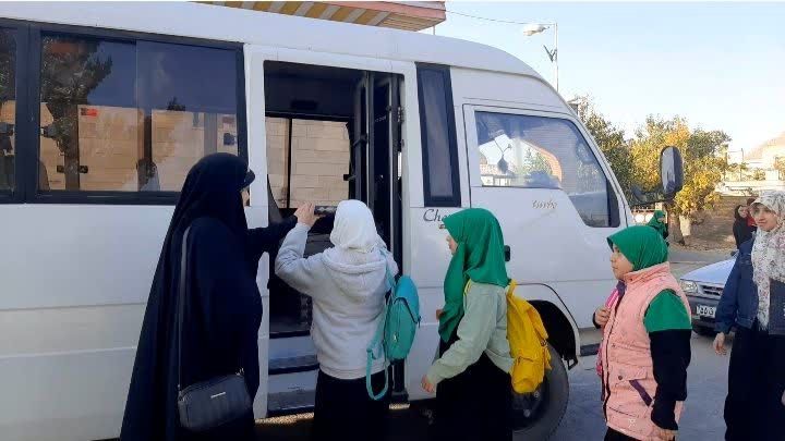 اعزام گروه سرود منتخب ناحیه شازند به اختتامیه سومین جشنواره سرود فجر مرحله استانی