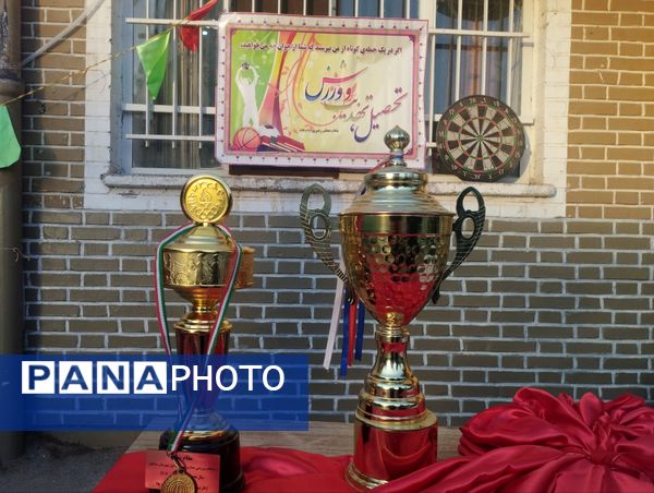 افتتاحیه المپیاد ورزشی در دبیرستان مستوفق