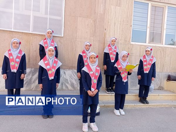 دیدار دانش‌آموزان مدرسه مهندس رحمانی فرد با مسولین اداره ناحیه یک مشهد مقدس 