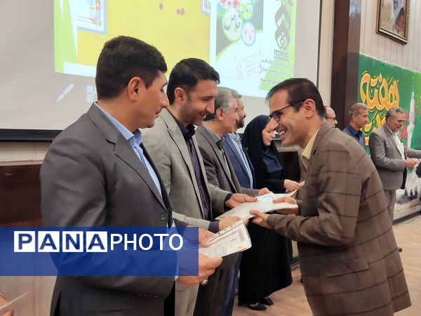 جشن ستارگان دبیرستان هیأت امنایی توحید دوره اول