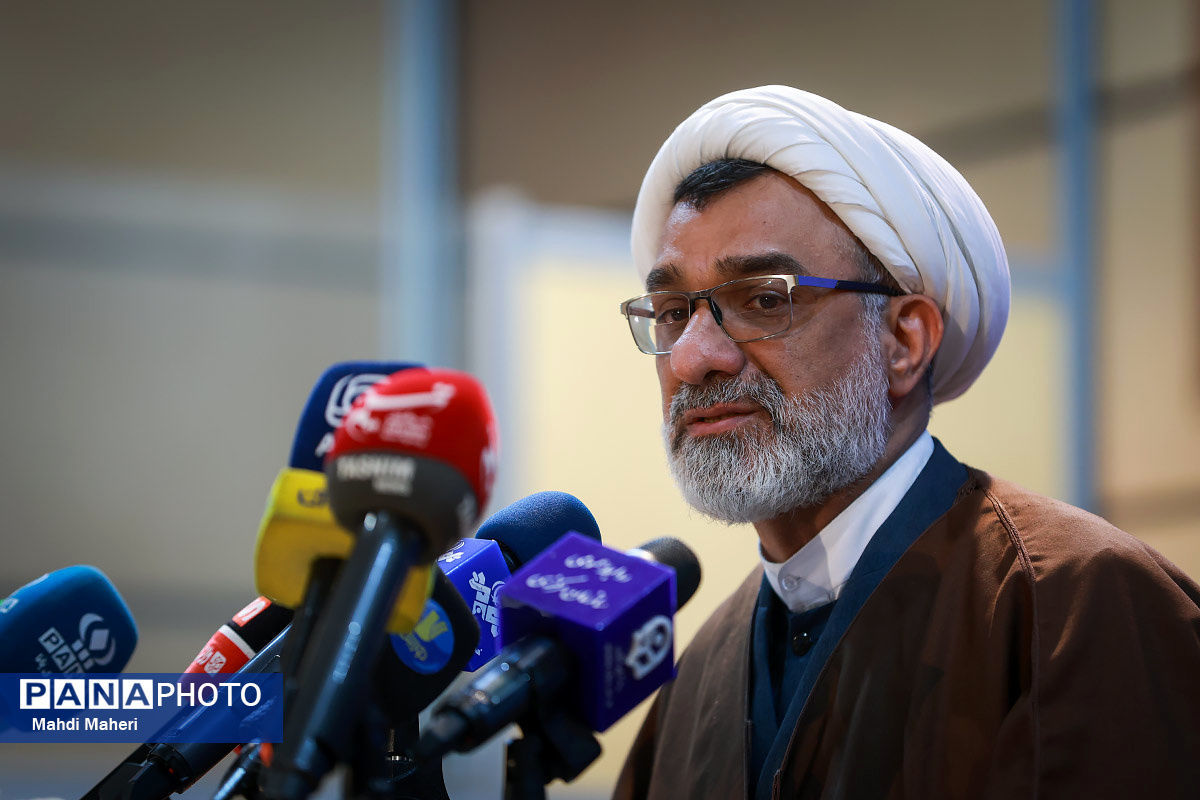 امکان ادامه‌تحصیل بدون کنکور دارندگان طلای المپیاد هوش مصنوعی و مدیریت اقتصاد حکمرانی