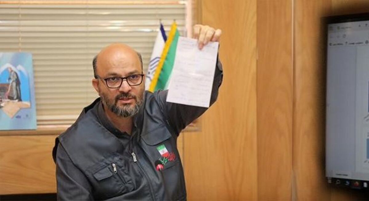 نباید هیچ مدرسه سنگی‌ تا سه ماه آینده‌ باقی‌ مانده باشد