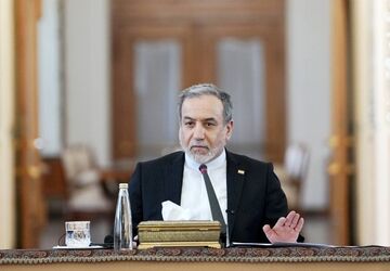 مقاومت قهرمانانه و سربلندی ملت بزرگ ایران در جنگ نابرابر