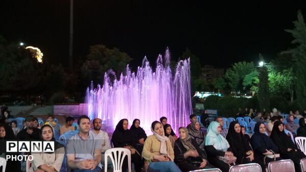 شب شعر برمدار نور به مناسبت سالروز ورود امام رضا (ع) به نیشابور 