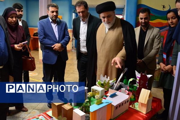 برگزاری مراسم هفته زمین پاک در بهارستان‌دو