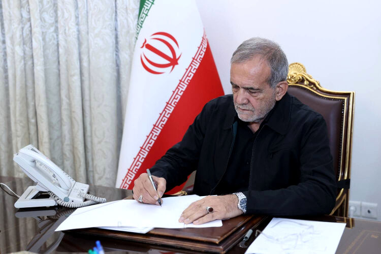 پیام تسلیت رئیس جمهور در پی درگذشت صابر کاظمی