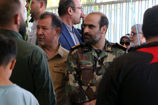 آیین غبارروبی و گلباران مزار شهدا در آستان امامزاده بی‌بی سکینه خاتون (س)